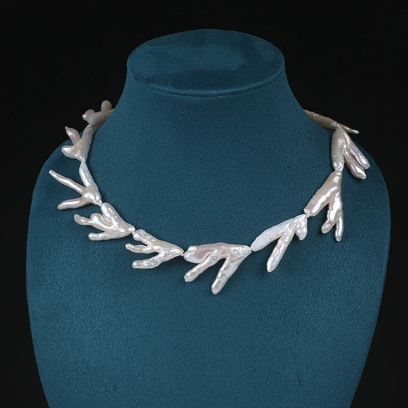 

Baroque Irregular Claw Shaped White Natural Freshwater Pearl Necklace