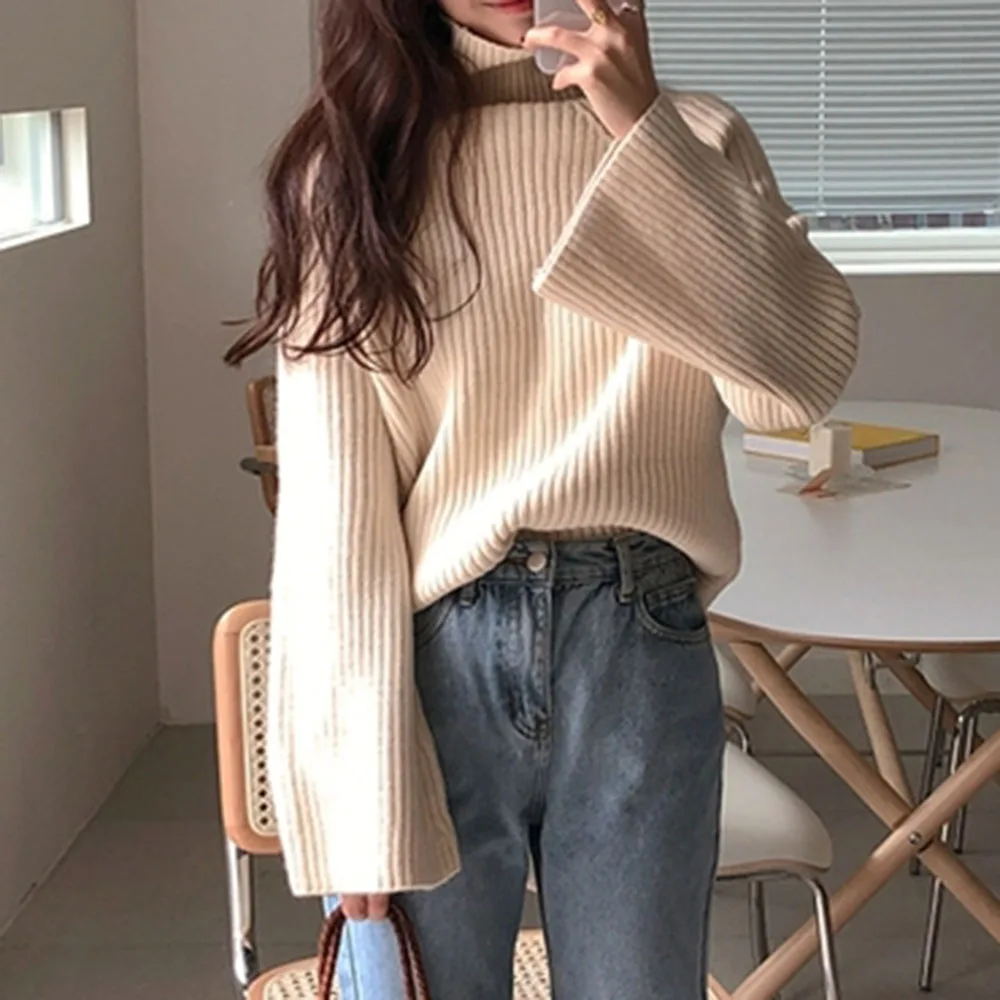Женский вязаный свитер с высоким воротом осень весна однотонный бежевый пуловер