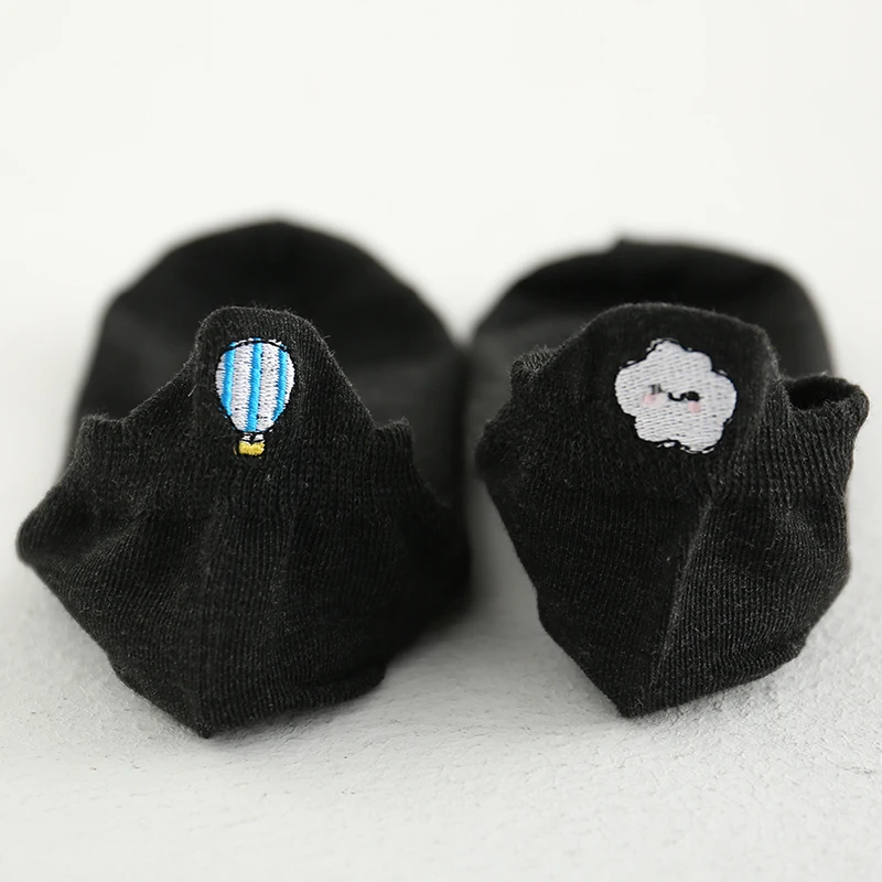 

Embroidery Harajuku Kawaii Animals Cotton Women Socks Boat Colorful Female Shallow Mouth Short Heel Socks Ankle Sock For Girls