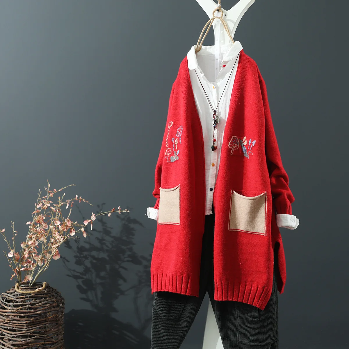 Осенний Женский вязаный кардиган в стиле ретро новинка с цветочной вышивкой