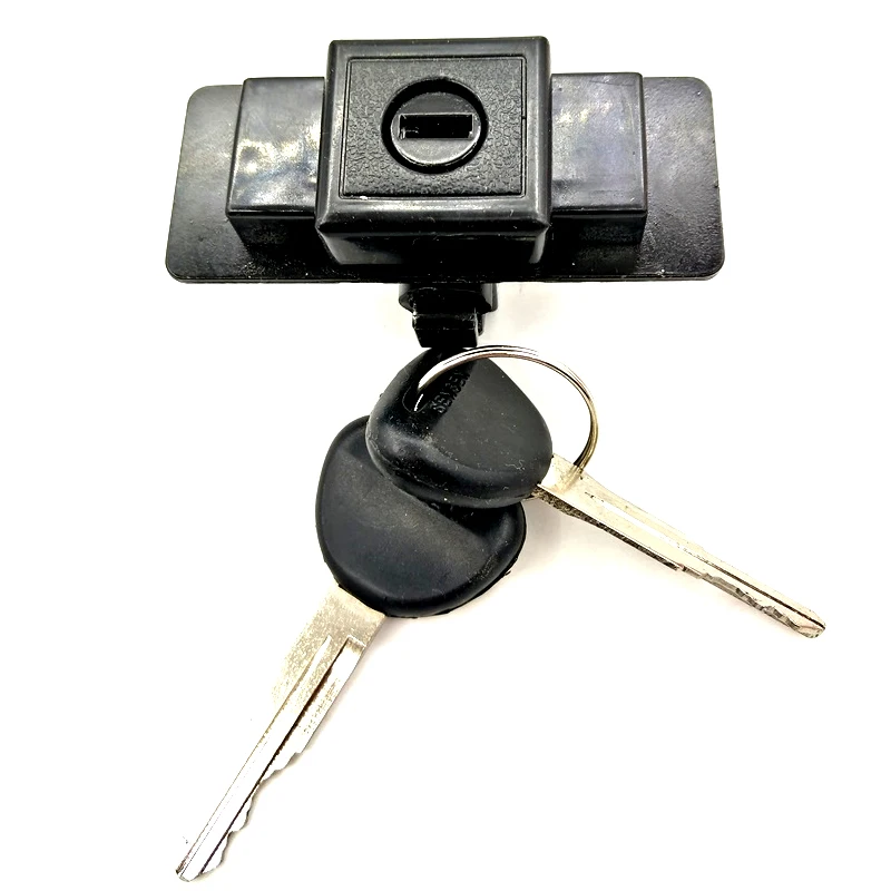 1pc MB846665 Glove Box Lock Key for Mitsubishi Montero Pajero V31 V32 V33 1992-2000