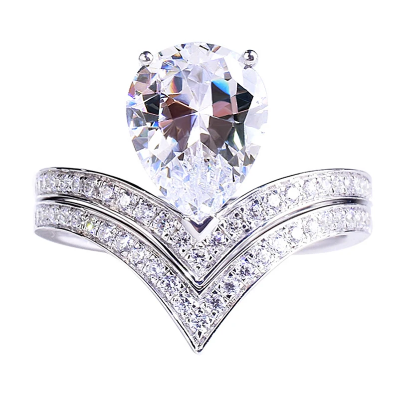 

Женское кольцо из серебра 925 пробы в виде капли воды