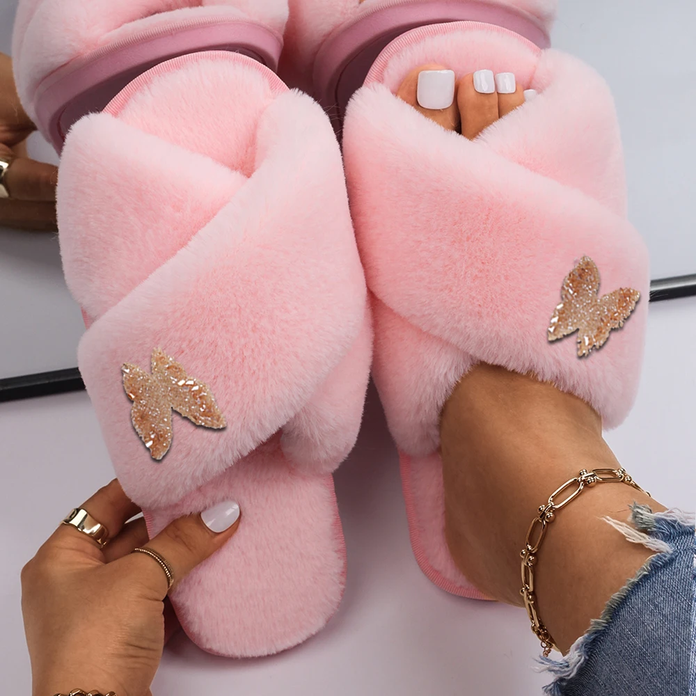 Women Fluffy Slippers Female Glitter Butterfly Faux Fur Slides Flat Fur Sandals Flip Flops Luxury Designer Winter Slippers Shoes