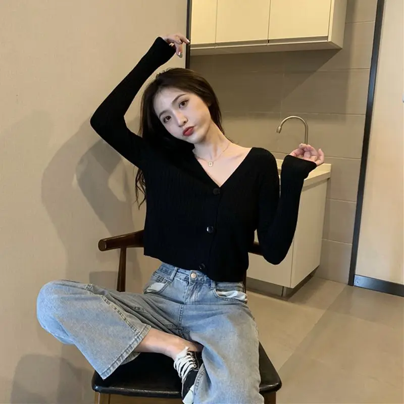 Трикотажный топ с V образным вырезом модная черная элегантная утягивающая