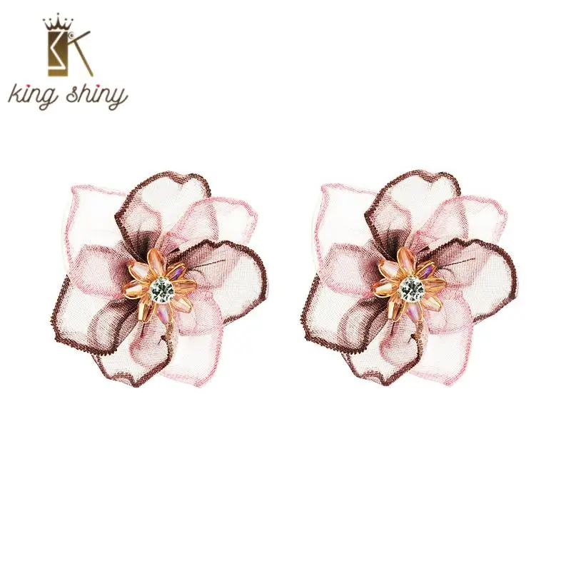 

Vintage Korean Lace Flower Stud Earrings for Woman Elegant Color Crystal Statement Stud Earring Female Party Ear Jewelry Brincos