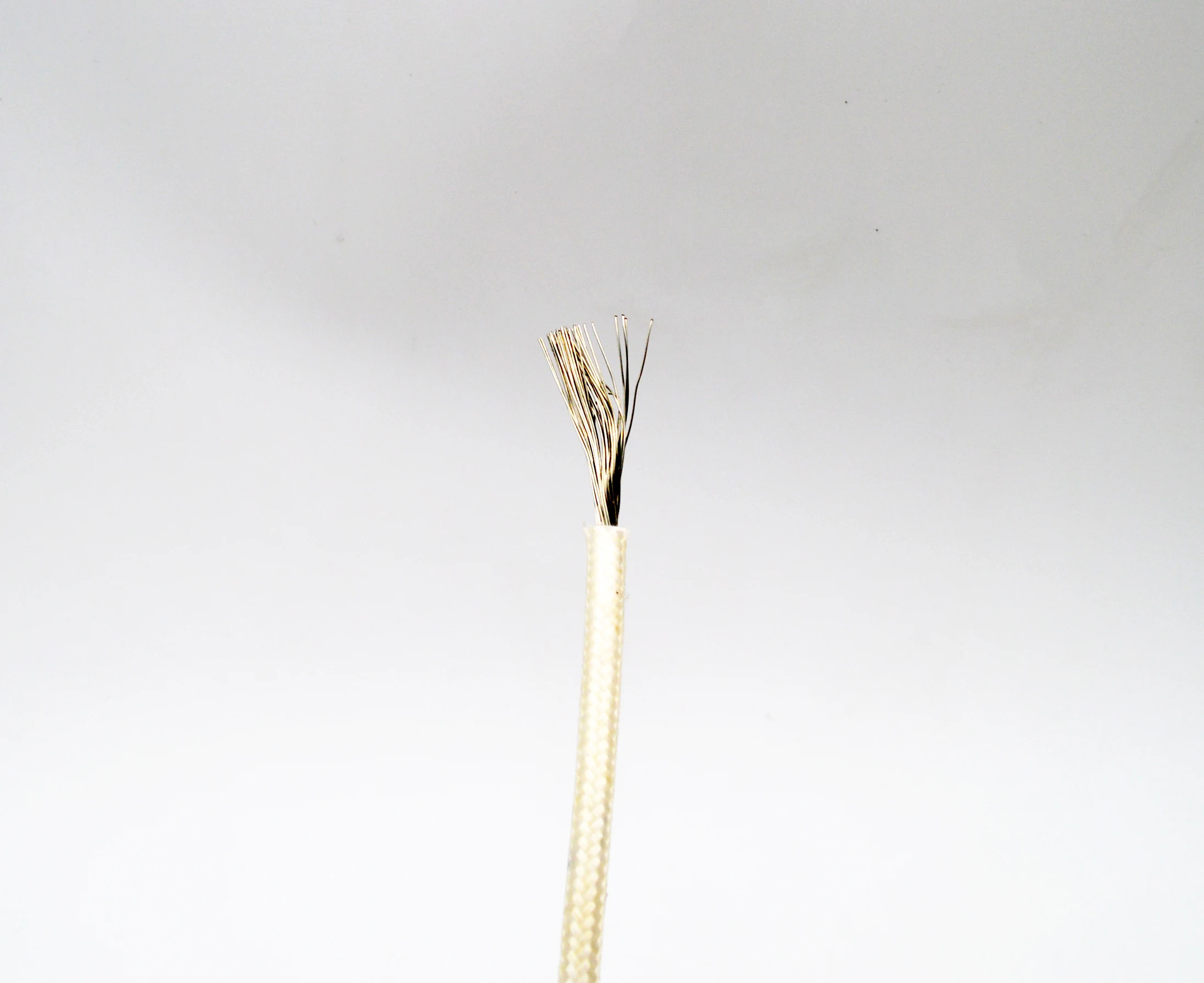 Триумф кабель пользовательских цветов 5 м AGRP Плетеный гибкий силиконовый провод