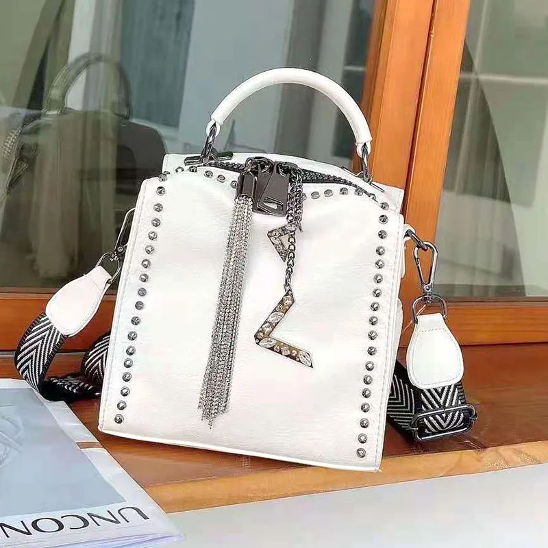 

Diamond Tassel Bags for Women Ita Rivet Top Handle Handbag Female Luxury Designer Mini Bags Fancy Frills New Split Leather Sac