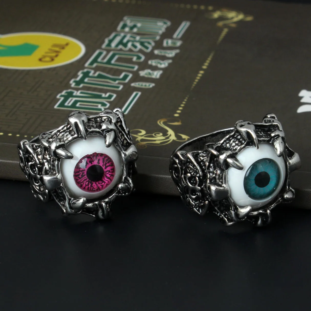 

Evil Spirit Skull Eye Ring Personality Alternative Hand Decoration Titanium Steel Domineering Men's Ring Hip Hop Party Jewelry