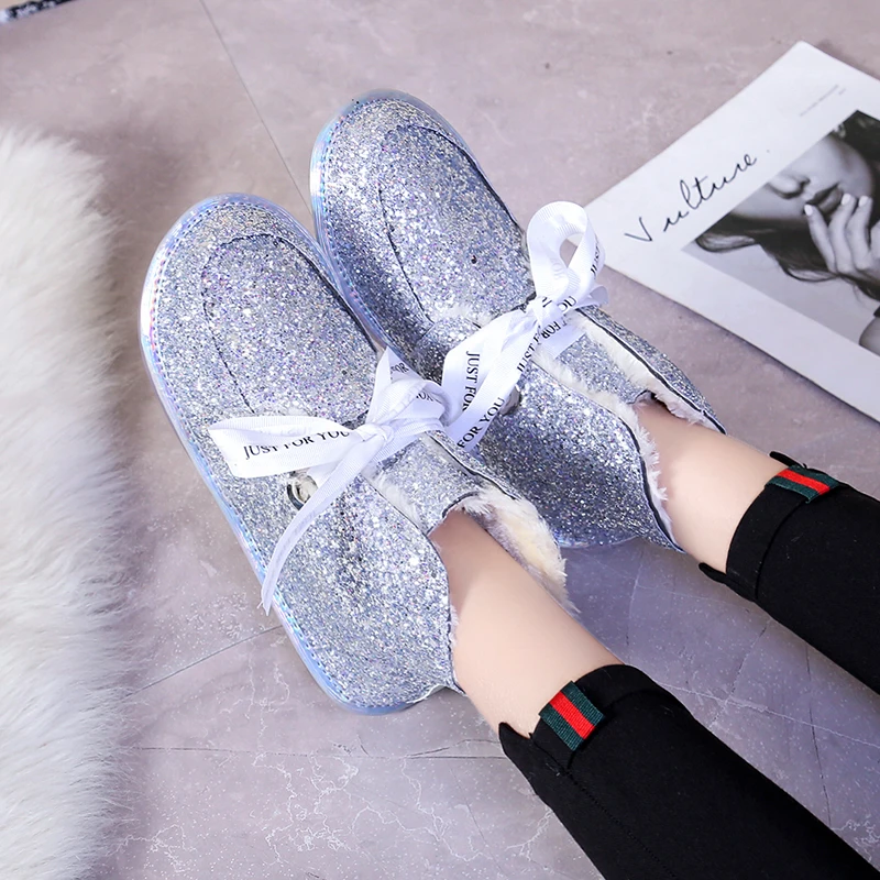 Snow boots women sheep fur one 2019 new autumn winter fashion low top short tube wild plus velvet warm flat bottom cotton |