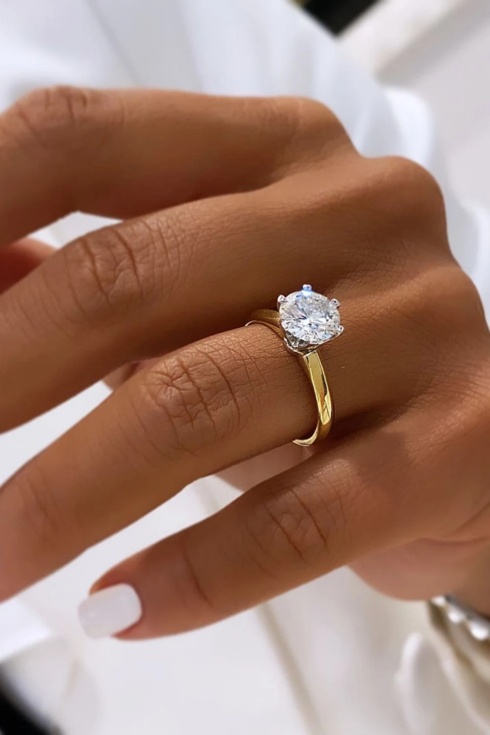 

Crystal Diamond Zirconia Lab Diamond 1 carat engagement ring