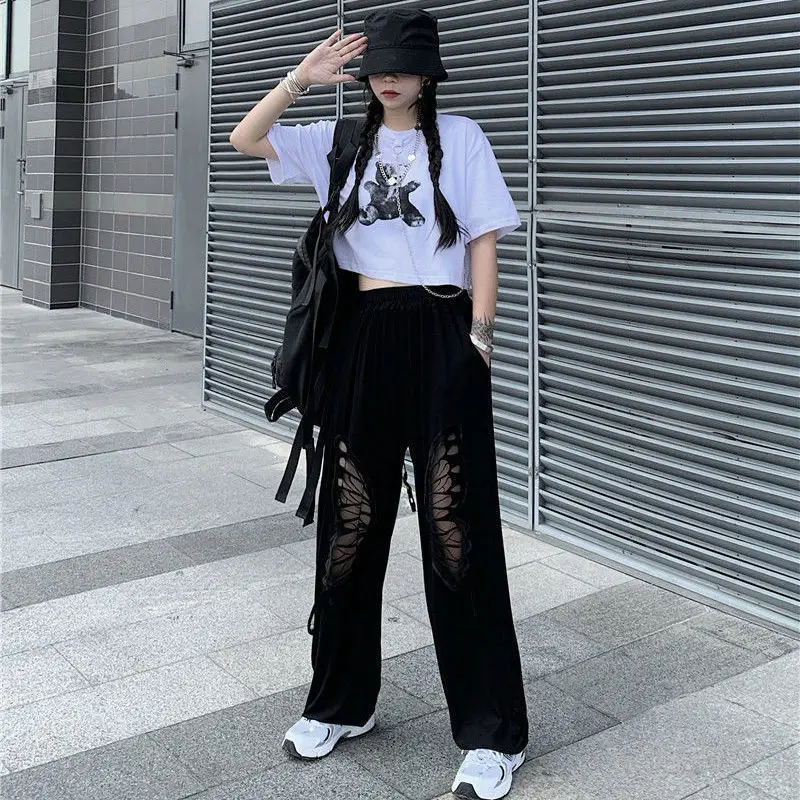 

Pants & Capris