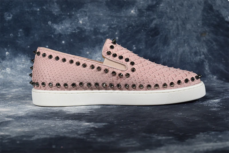 

Luxury Rivets Women Leather Sneakers Runway Low Top Slip On Flats Casual Shoes Luxury party Wedding Shoes Woman zapatos de mujer