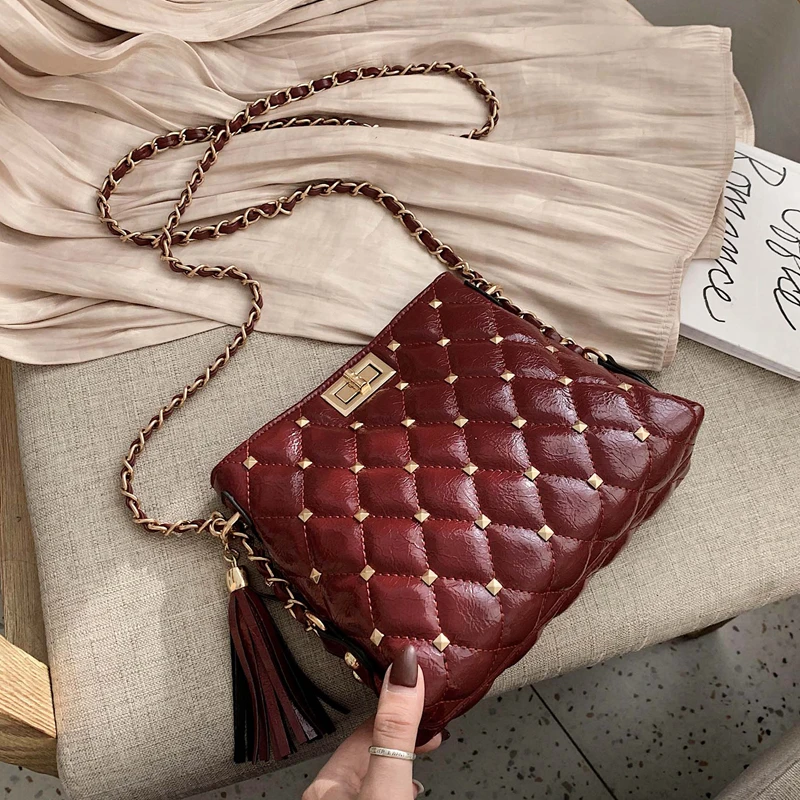 Женская сумка мессенджер с заклепками Роскошная мягкая через плечо в клетку