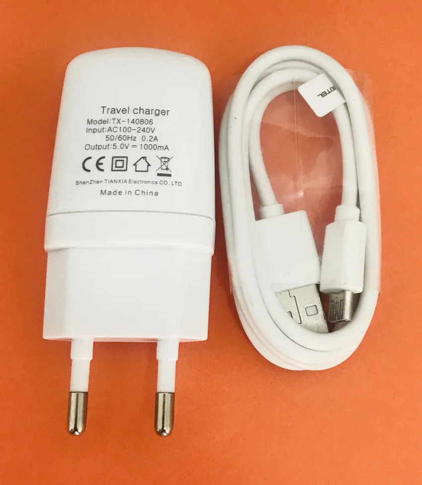 Оригинальное дорожное зарядное устройство с европейской вилкой и USB кабелем для