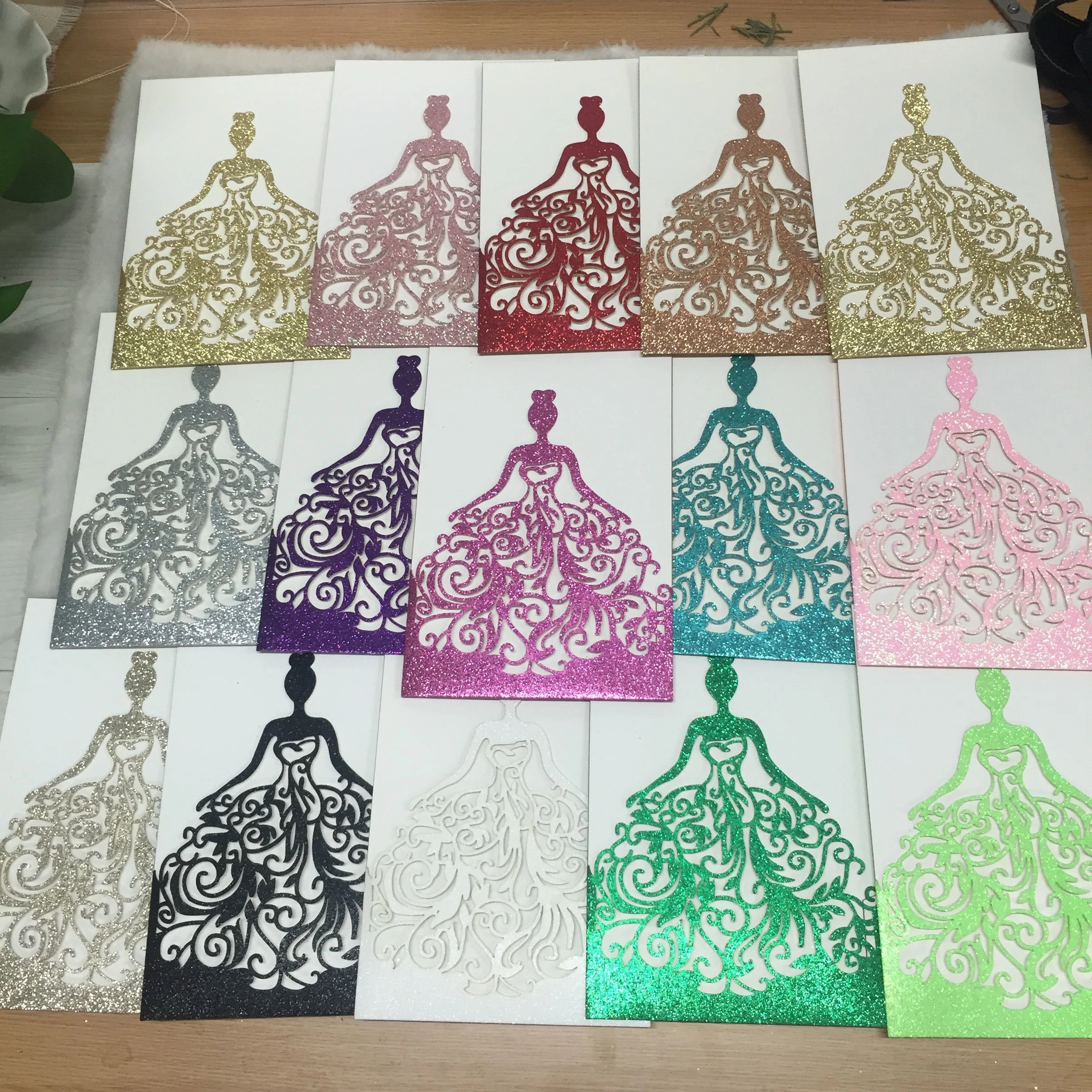 25 шт. блестящие бумажные красные приглашения на день рождения принцессы