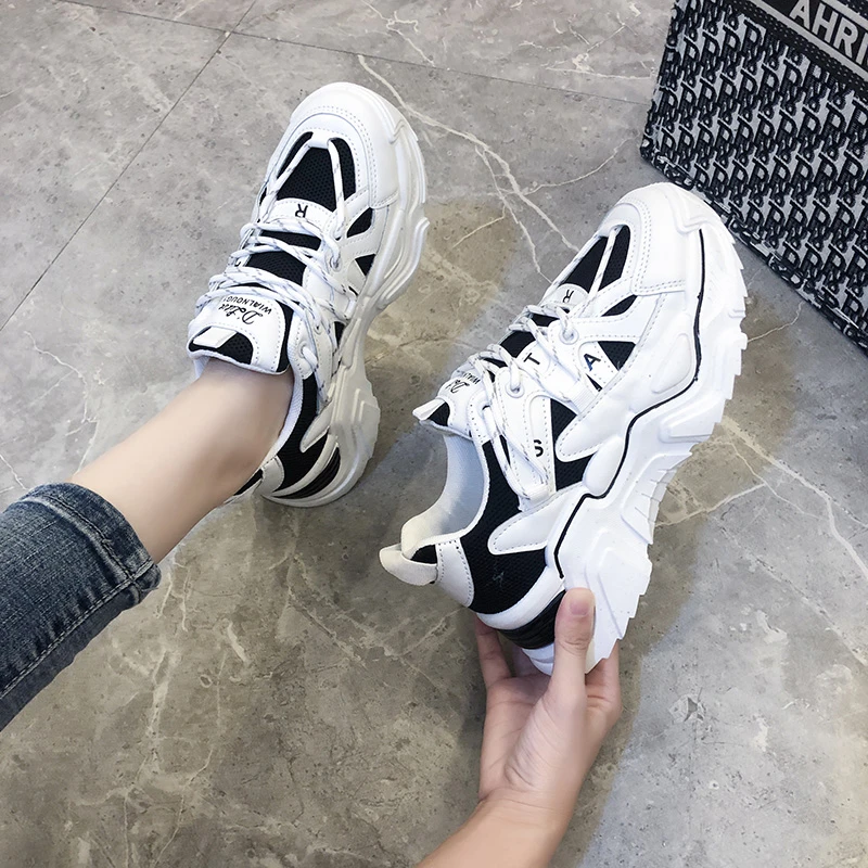 

Женские массивные кроссовки, белые кроссовки из искусственной кожи на платформе, на шнуровке, Вулканизированная подошва, повседневная обув...