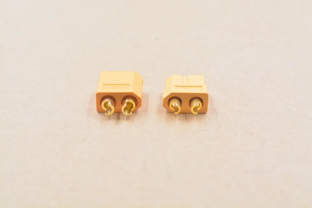 Модель аккумулятора XT60 с гнездовой головкой и разъемом для пластины малого