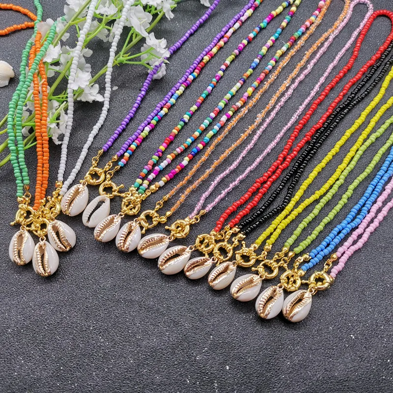 Fashion Colorful Bead Cowrie Shell Choker Necklace for Women Long Chain Pendant Necklace Gold Color Statement Collier Jewelry