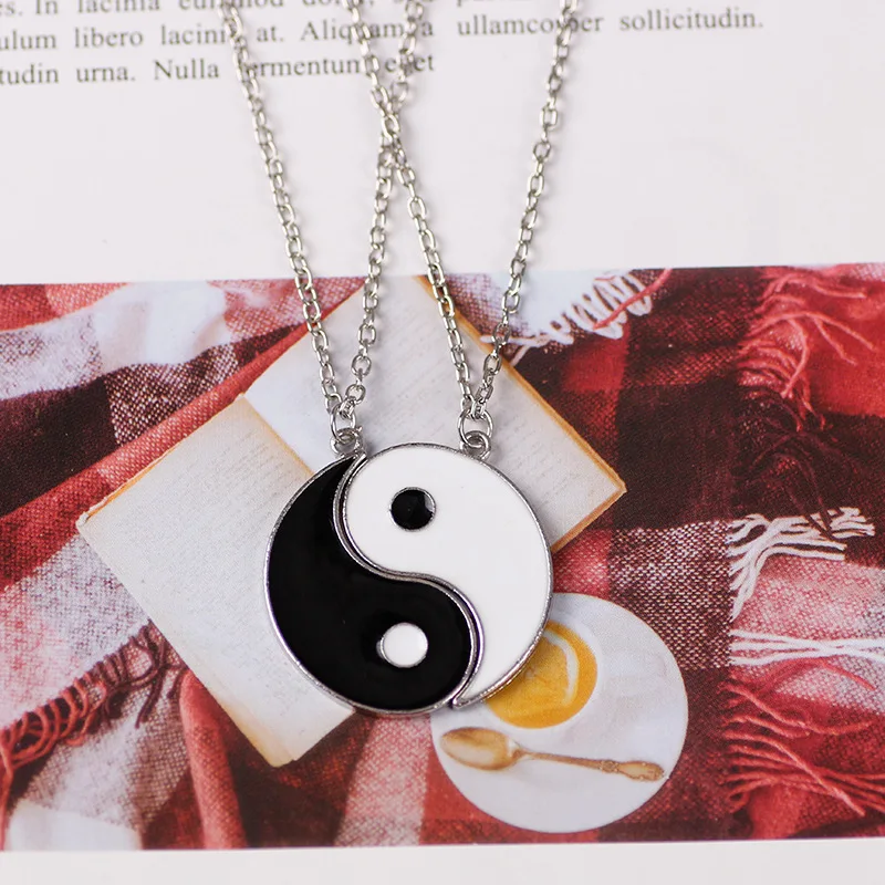 

2Pcs/Set Gold Sliver Alloy Yin Yang Pendant Puzzle Piece Necklace Birthday Jewelry Gifts For Couple Or Best Friends Unisex