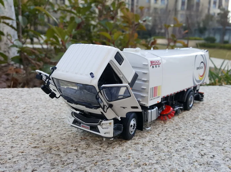 Новинка Коллекционная модель из сплава подарок в масштабе 1:35 Foton Rowor ES дорожный