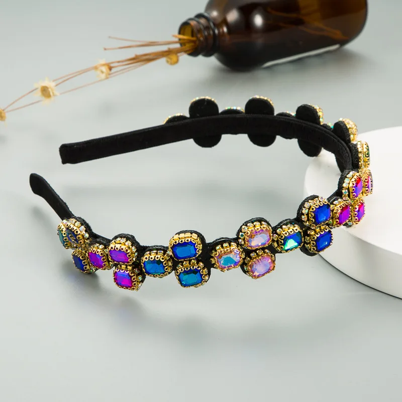 

2021 Small Incense Wind Hairband Female Thin Side Wash Face Square Rhinestone Headband European American Fashion Red Baroque