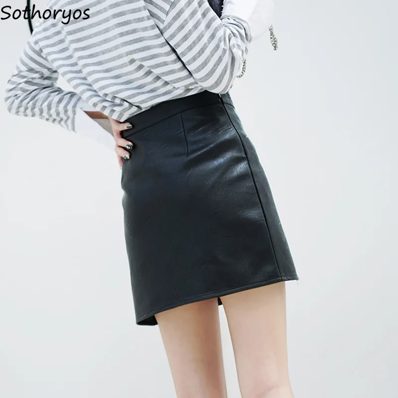 

Skirts Women Winter 2020 PU Solid Simple All-match Asymmetrical Elegant Short Skirt Womens Korean Trendy Ladies Moda Mujer Chic
