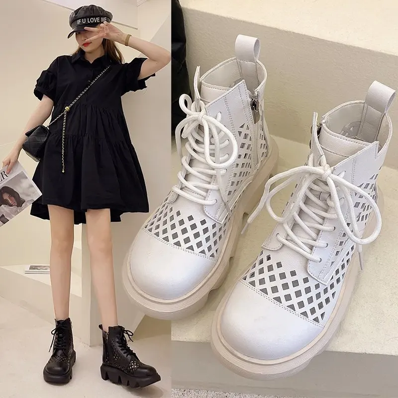 

Босоножки с перфорацией, Новинка лета 2021, ботинки мартинсы в британском стиле, короткие ботинки на толстой подошве, женские дышащие ботинки