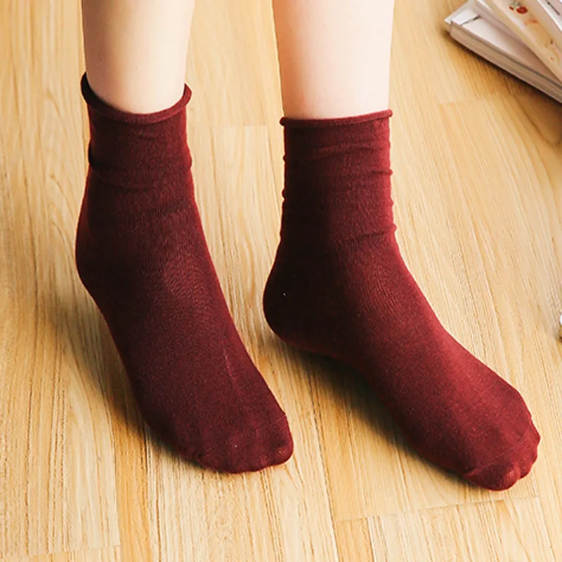 Женские носки в Корейском стиле хлопковые повседневные однотонные Разноцветные