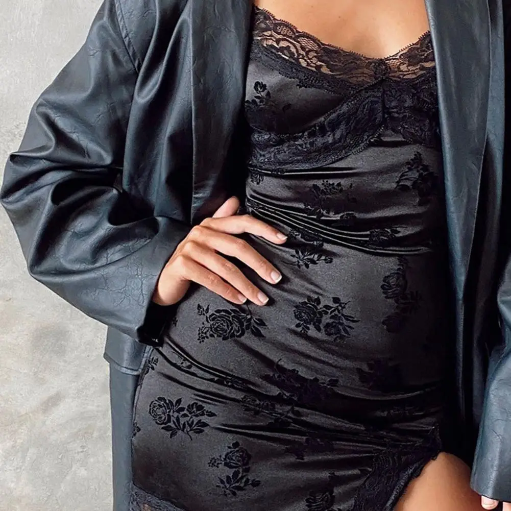 

2021 Women Bodycon Dress Lace Rose Pattern Summer Sleeveless Split Bottoming Mini Dress for Night Club Evening Party