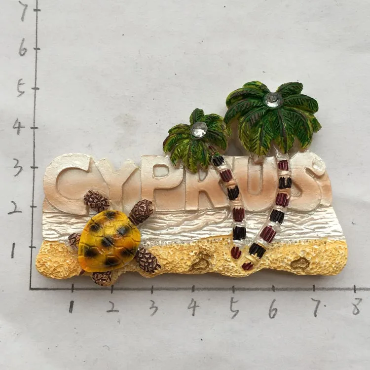 Магнитный сувенир на холодильник Кипр лодка дельфины карта Классическая