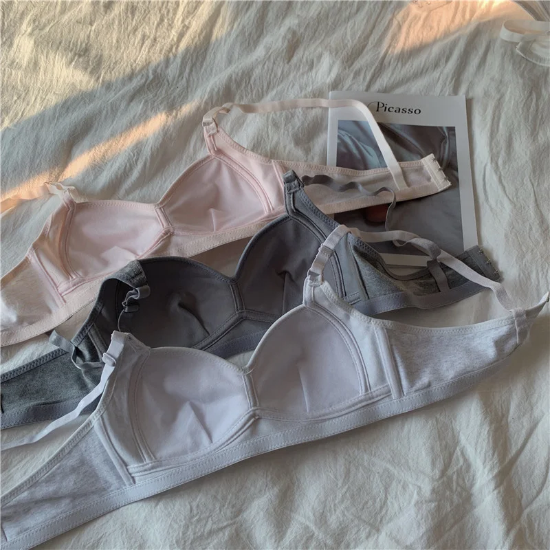 Женский бюстгальтер без стальных косточек однотонный тонкий с собранными