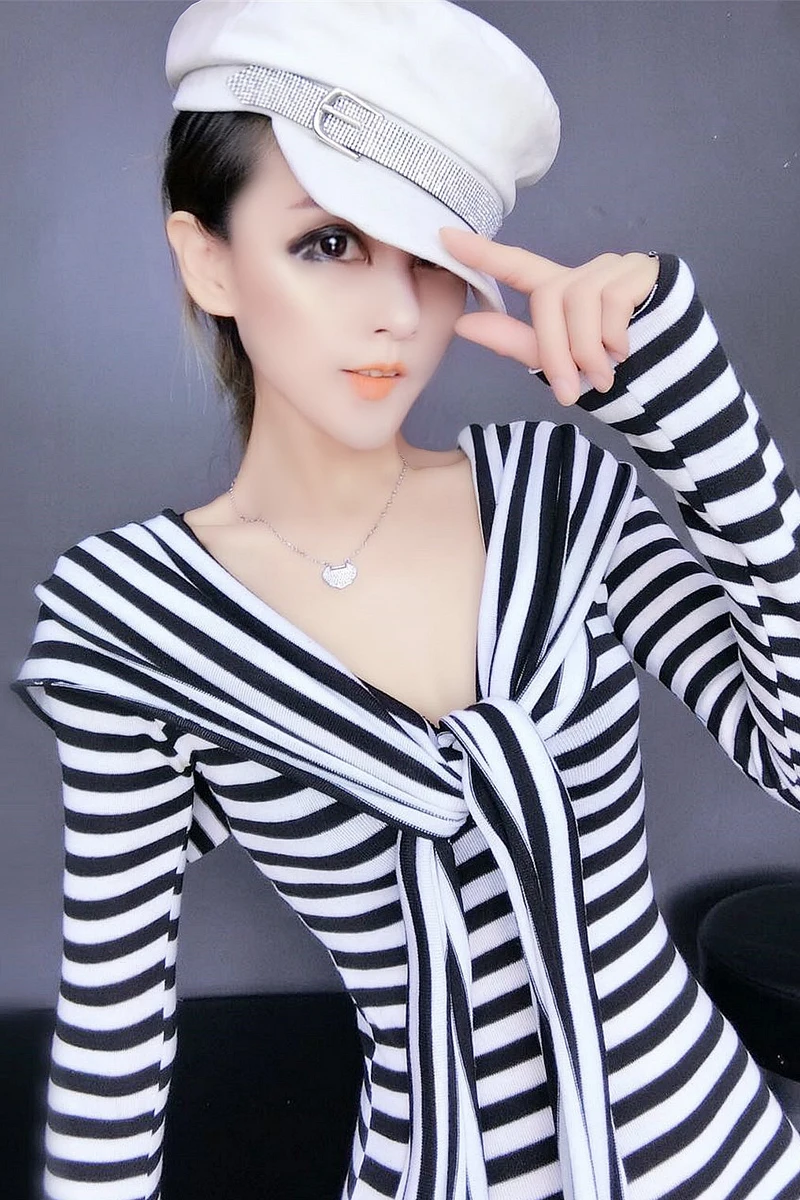 

2020 European goods sweater fake two-piece pullover female autumn and winter tops navy collar western-style bottoming sweater