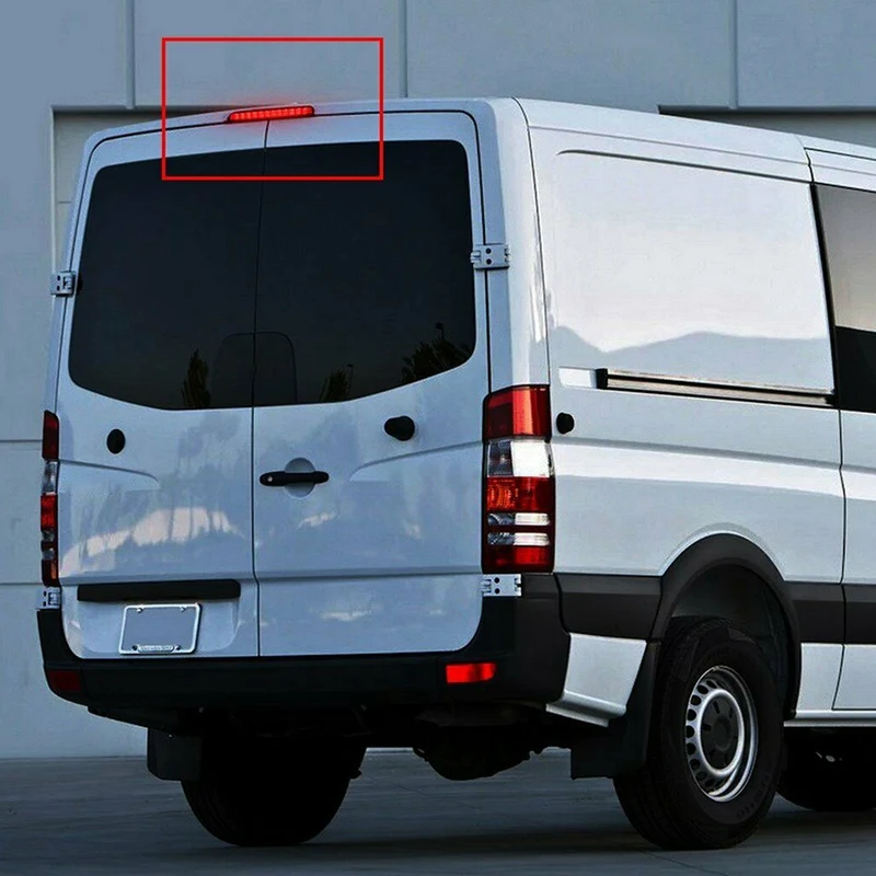 Задсветильник светодиодный стоп сигнал для Mercedes Sprinter / Crafter 2006 2019 третий