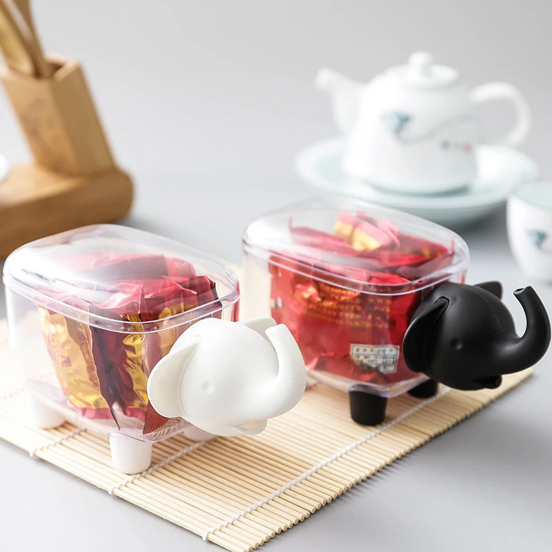 

1PC Cotton Swab Box Elephant Sheep Shape Plastic Toothpick Holder Transparent Acrylic Desktop Storage Finishing Box Household
