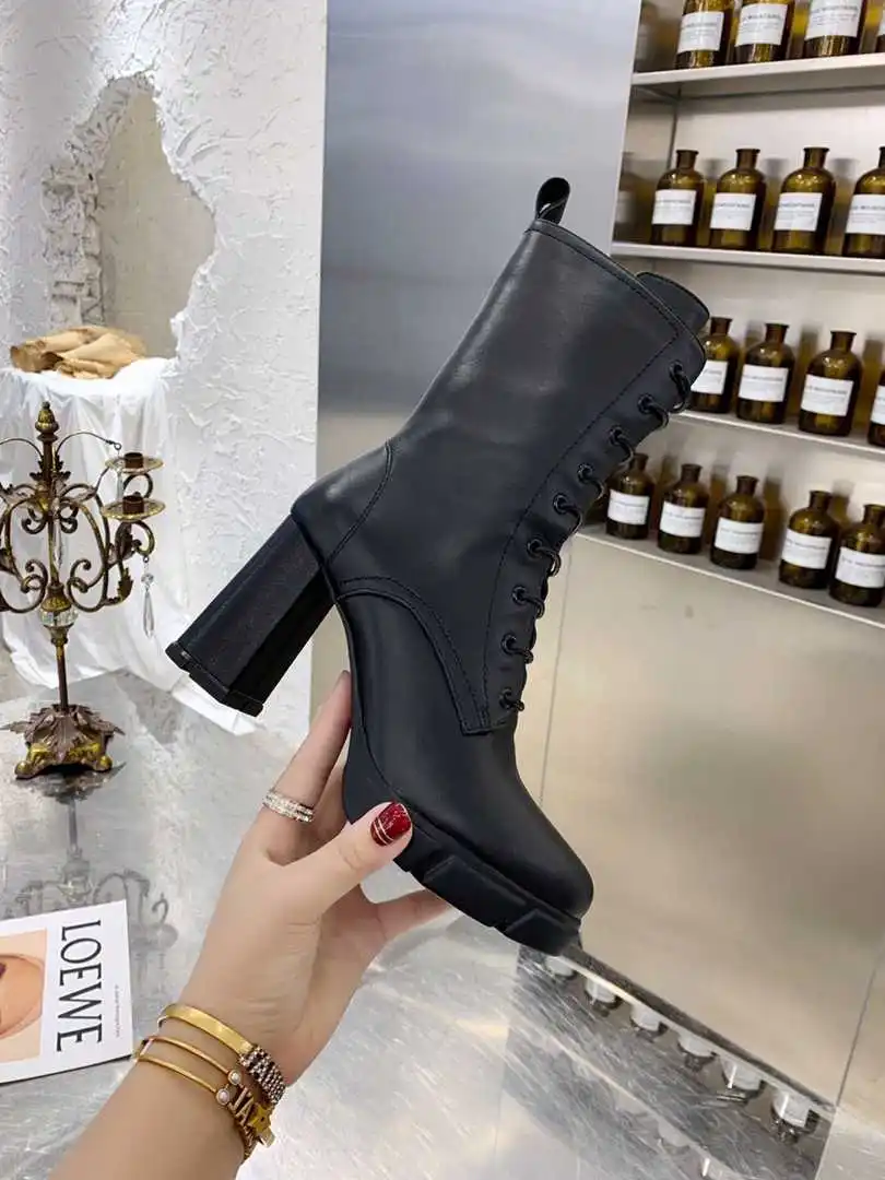 

Luxury Designer Genuine Leather Ankle Boots For Women Chunky High Heels Trendy Fashion Brand Botas Lace Up Winter Sapato Shoes