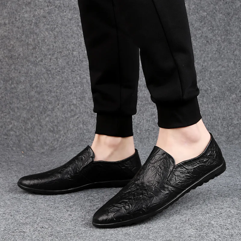 

Summer Outdoor Light Soft Leather Men Shoes Loafers Size 37-47 Slip on Comfortable Moccasins Flats Casual Driving Shoes %