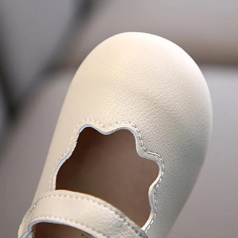

New Fashion Children Princess Pearl Dance Shoes Kids Girl Dress Party Shoes Flats Casual Single First Walkers Soft Mary Jane