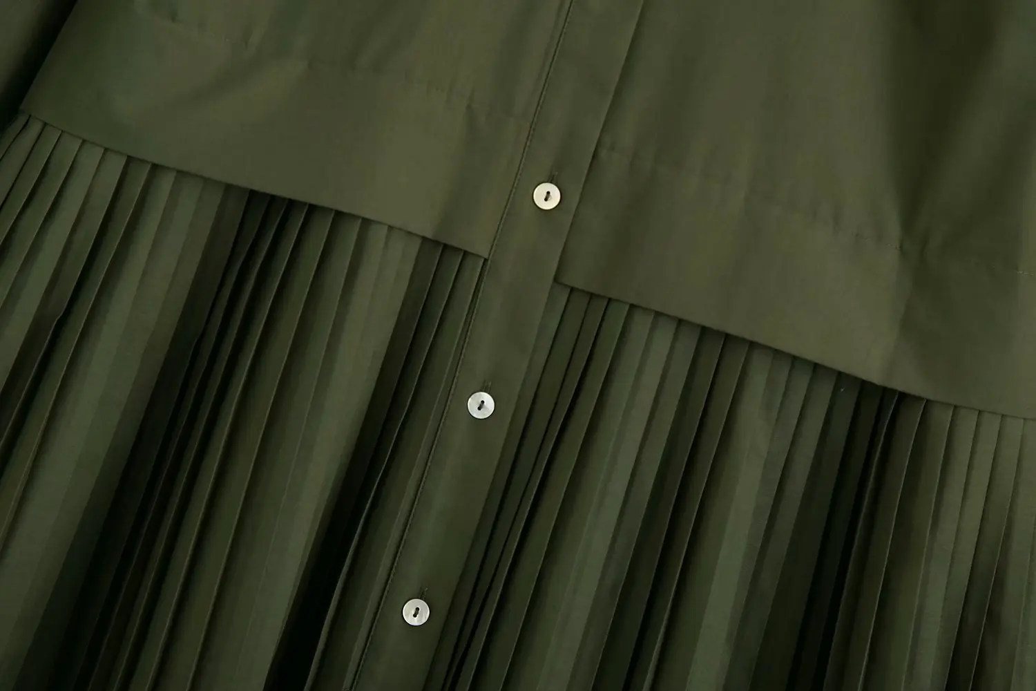 

2020 Autumn Side Slit Pleated High Waist Solid Green Shirt Single-breasted Mid-Calf Dress for Women V458