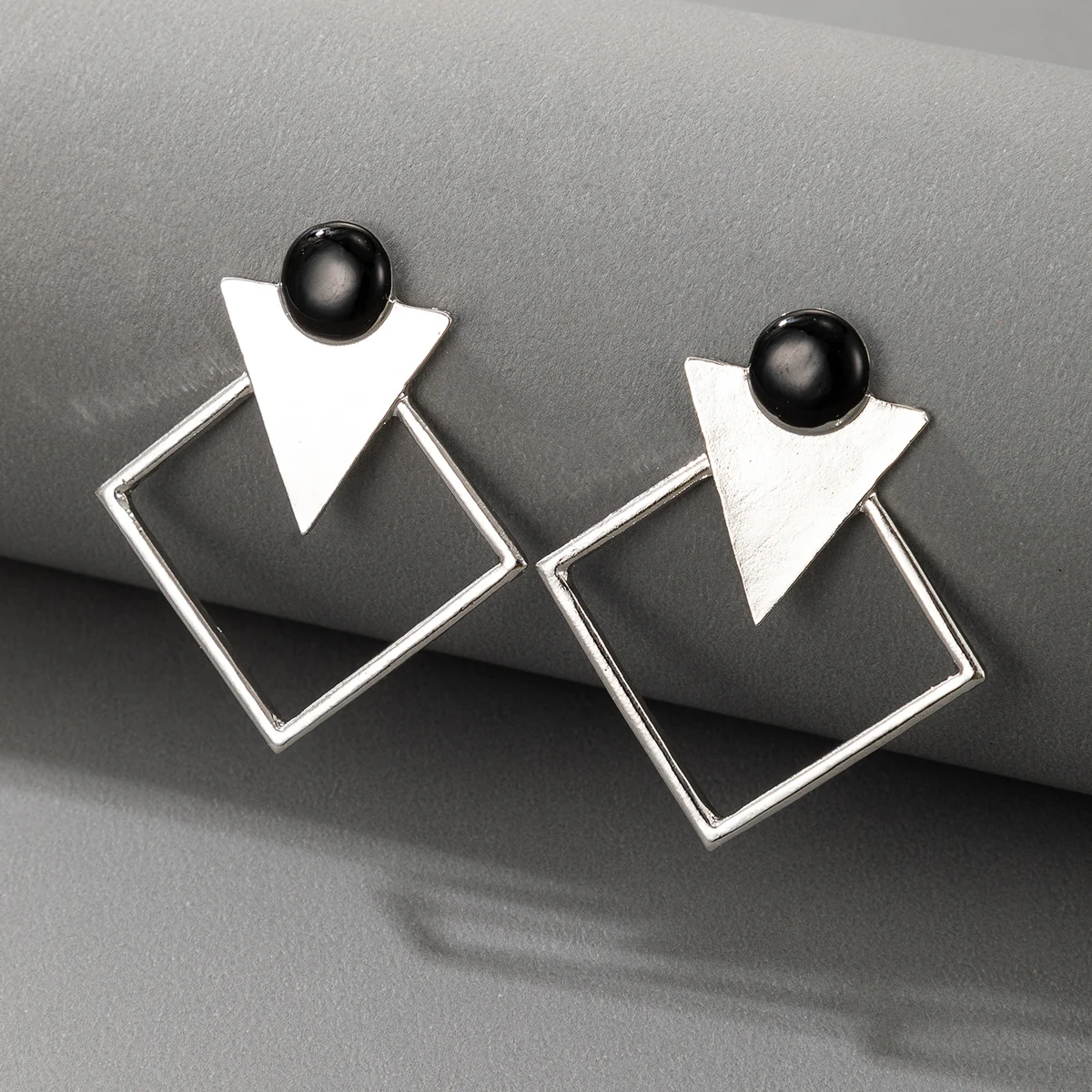 

HuaTang New Korean Fashion Dangle Drop Earrings for Women Silver Color Geometric Triangle Earrings Wedding Jewelry kolczyki
