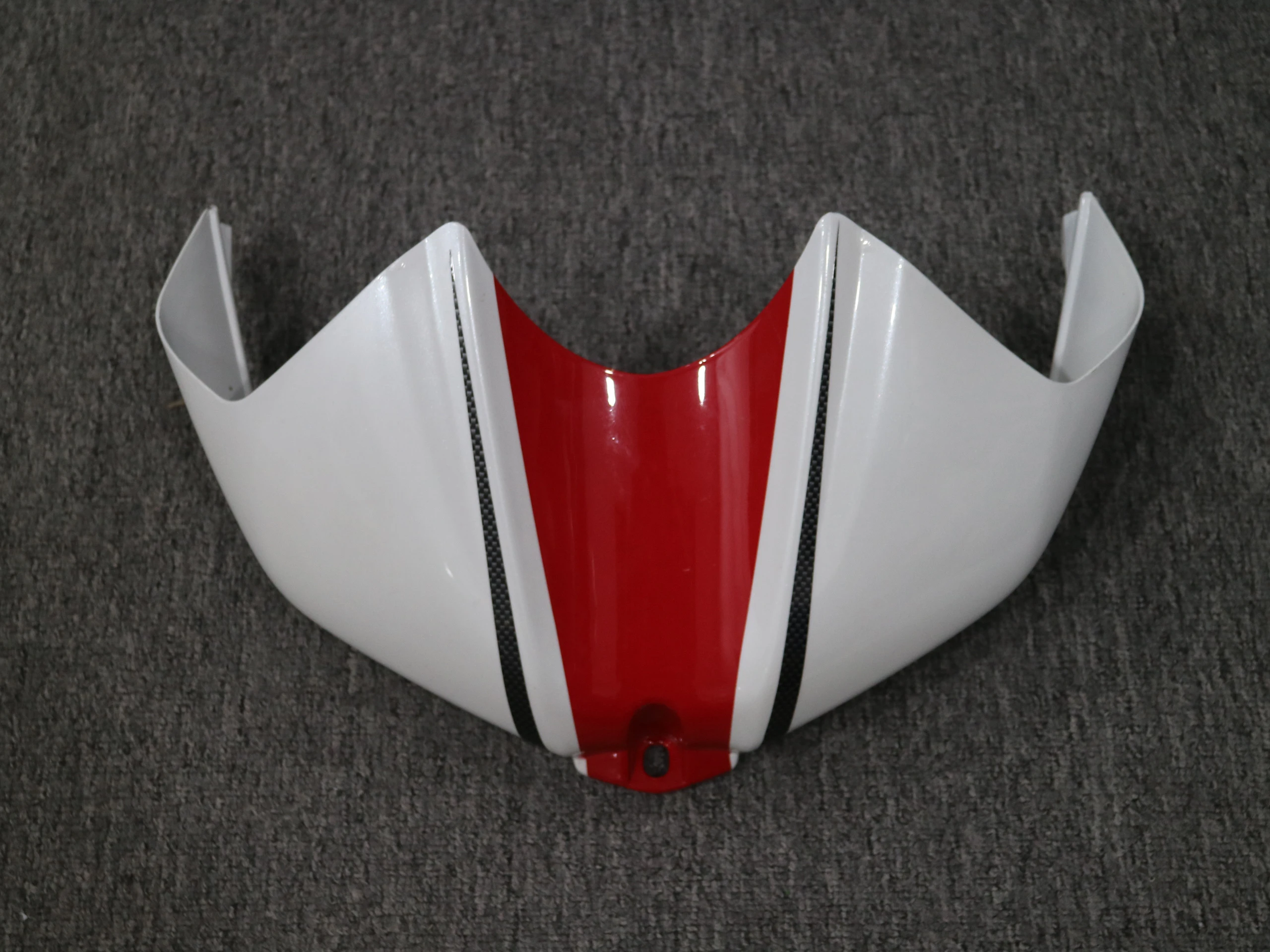 

For Yamaha YZFR6 YZF R6 YZF-R6 2006 2007-2015 2016 Motorcycle Gas Fuel Tank Cover Fairing