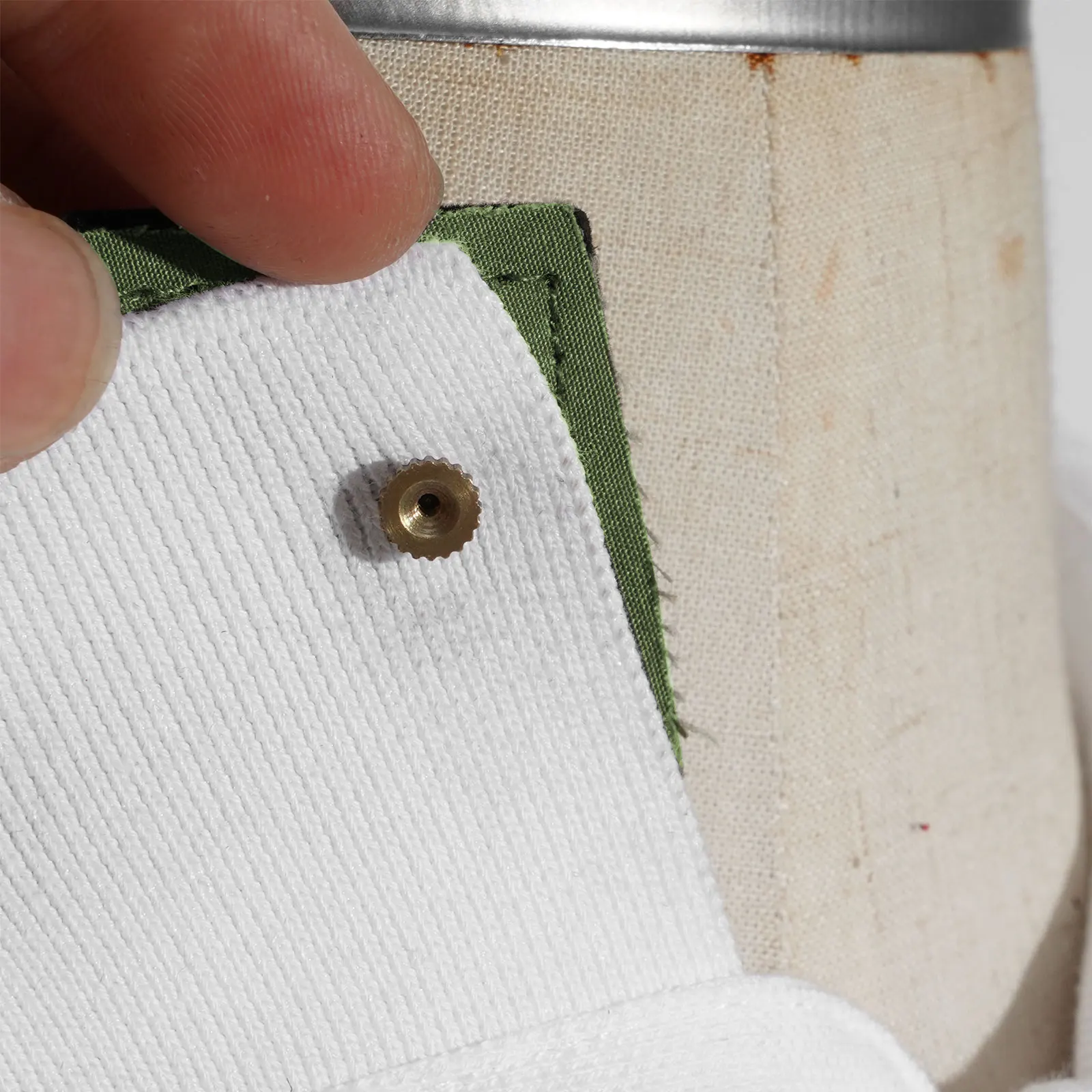 

1 Pair Art Troupe Aviation Pilot Epaulettes with Collar Flowers Performance Band Epaulettes Cosplay DIY Accessory Shoulder Badge