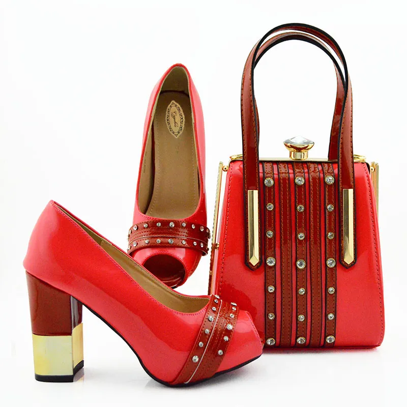 Комплект женской обуви и сумочки в африканском стиле лидер продаж Элегантные