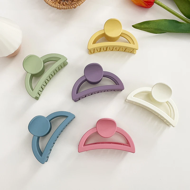 

Candy Color Oval Hollow Claw Hairpin Headdress Female Acrylic Geometric Solid Color Large Hairpin Hair Accessories For Women