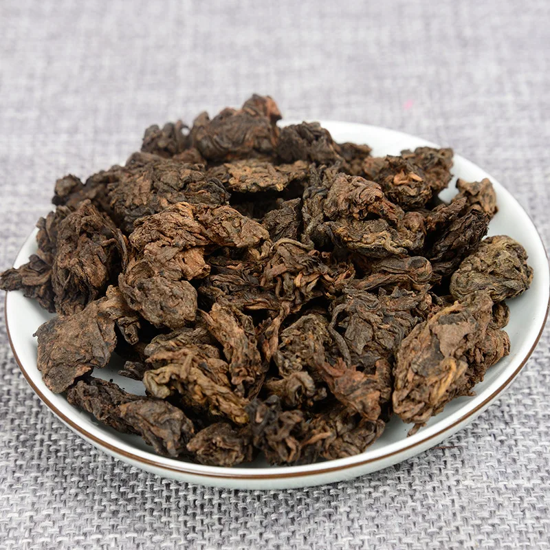 2008 китайский Yunnan Menghai старое дерево золотой бутон спелый чай старый весенний