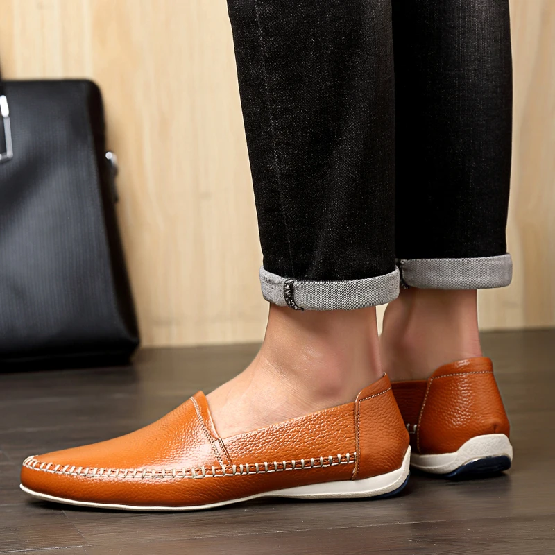 

De 2020 светильник кожаные мужские повседневные удобные дышащие однотонные спортивные мужские кроссовки черные весенние