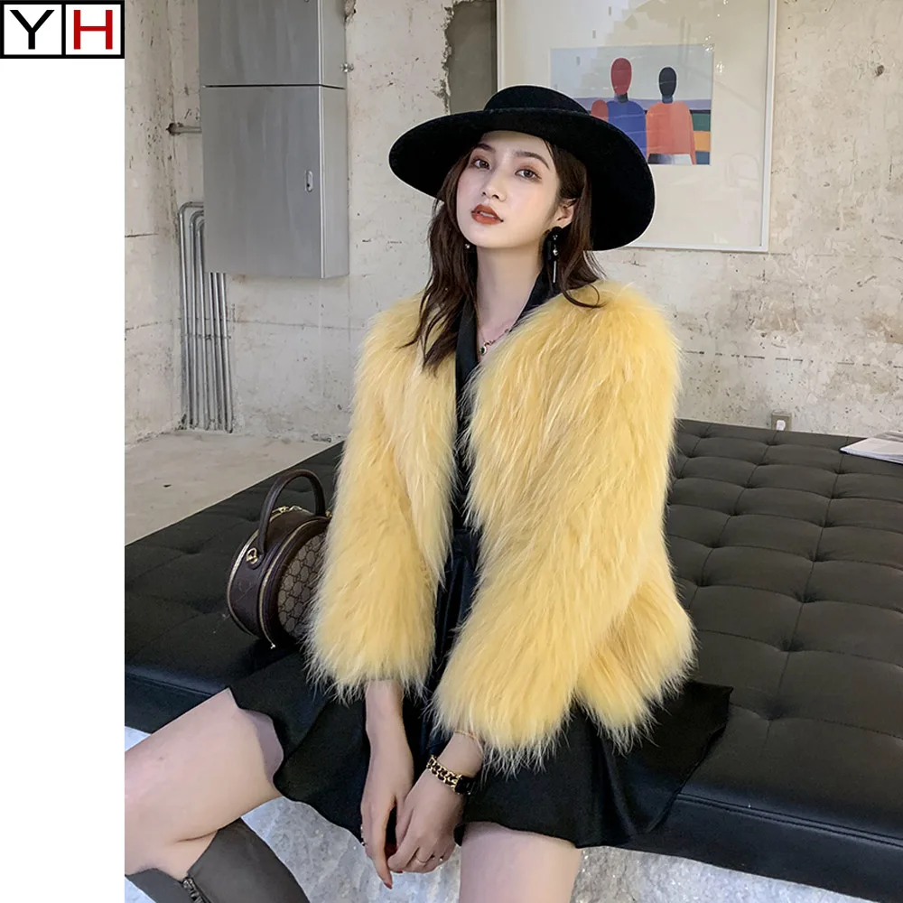 Женская трикотажная шуба из натурального меха енота пальто с круглым вырезом и