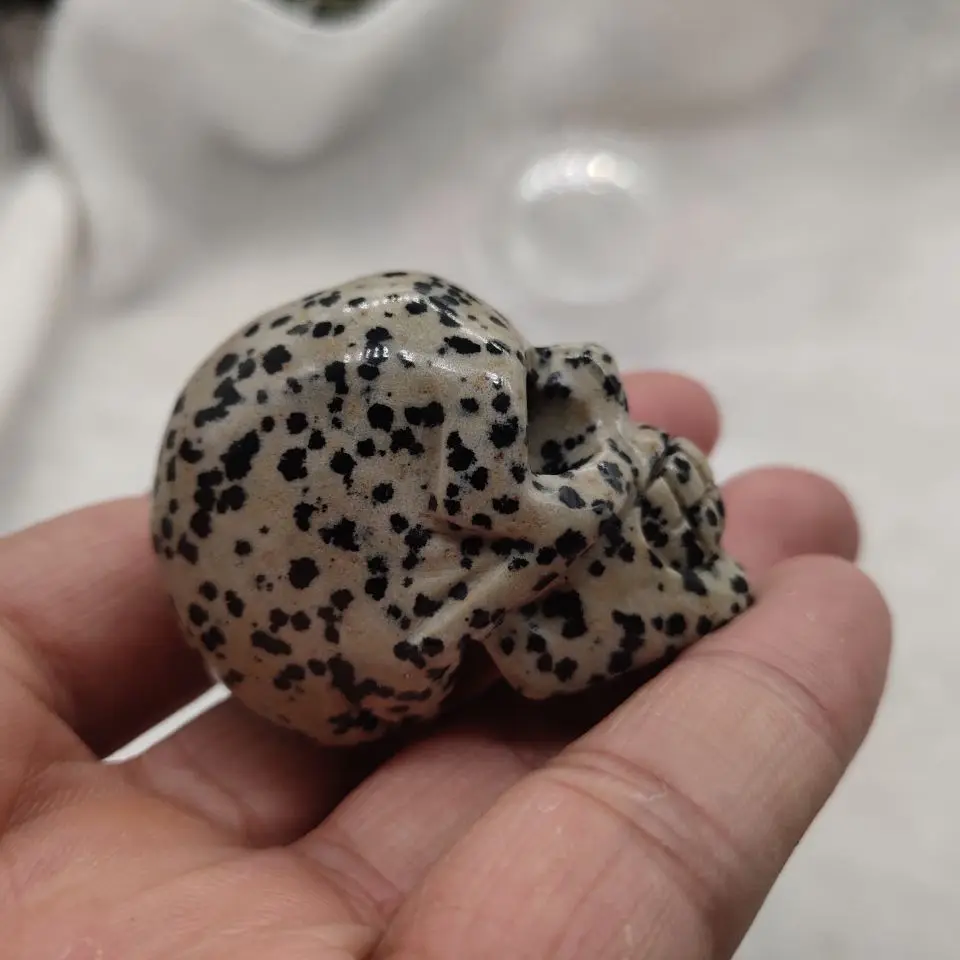 

Natural quartz mixed skulls carving crafts crystals healing stones for home decoration