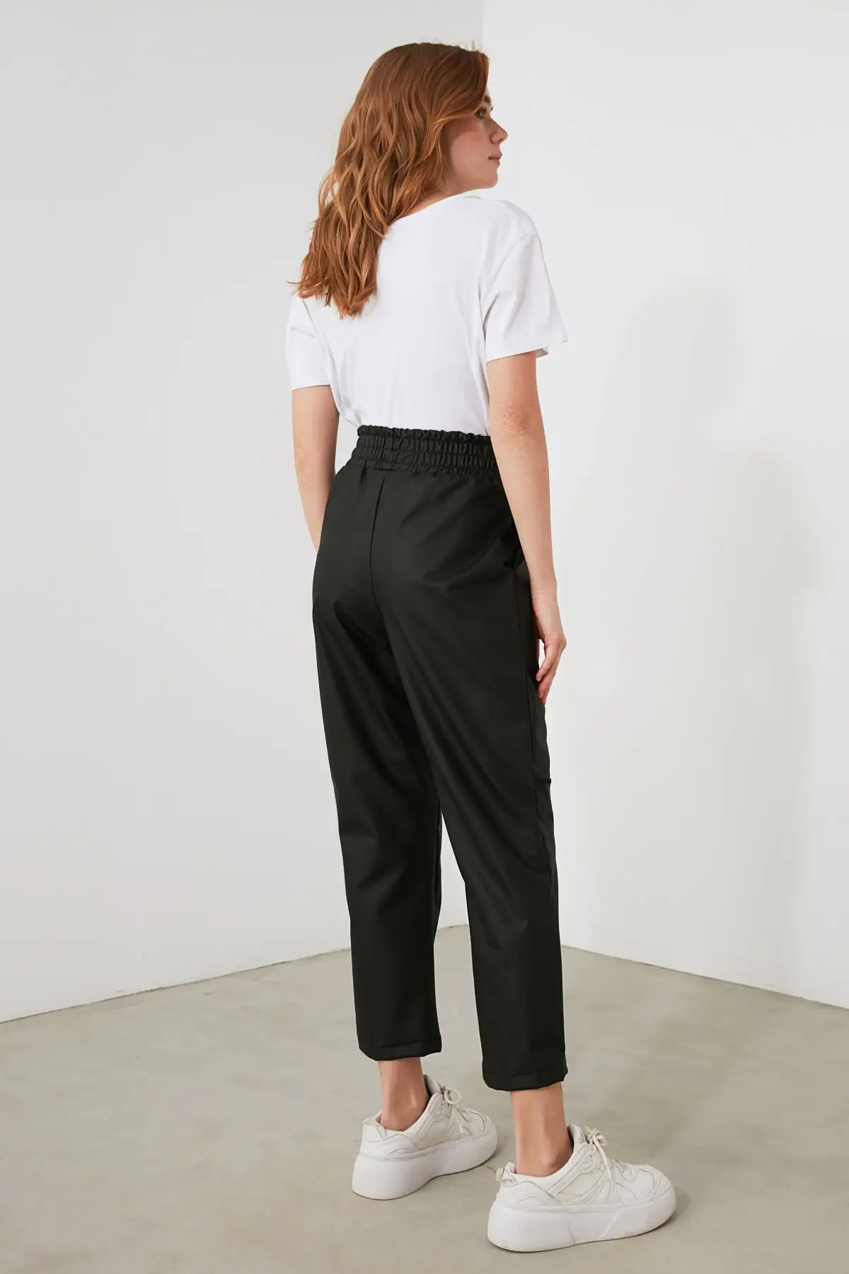 

Trendyol Wheel Leather Knitted Trousers TWOAW21PL0748