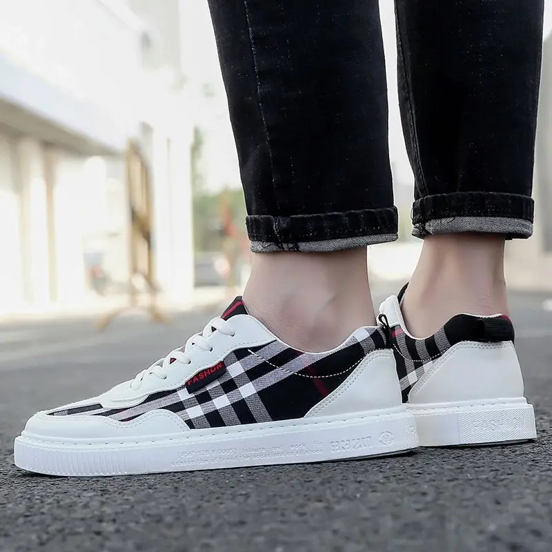 

Men's shoes new 100 casual small white shoes men's tide shoes thin breathable board shoes plaid canvas shoes