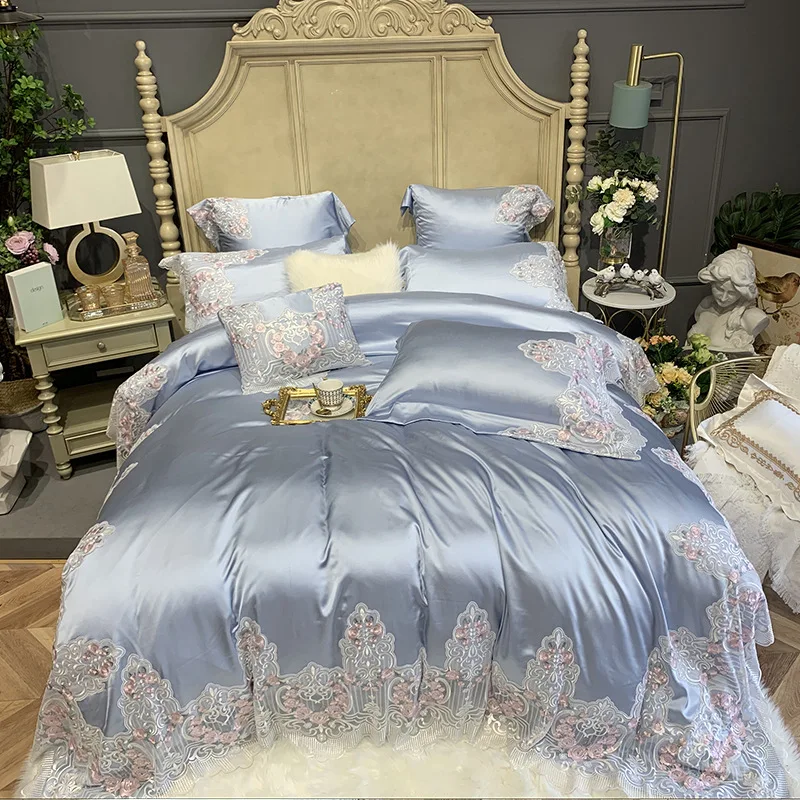 

Домашний текстиль Европейский Стиль светильник класса люкс Four Seasons универсальный кружева принцесса ветра и гладкое постельное белье 4 шт. П...